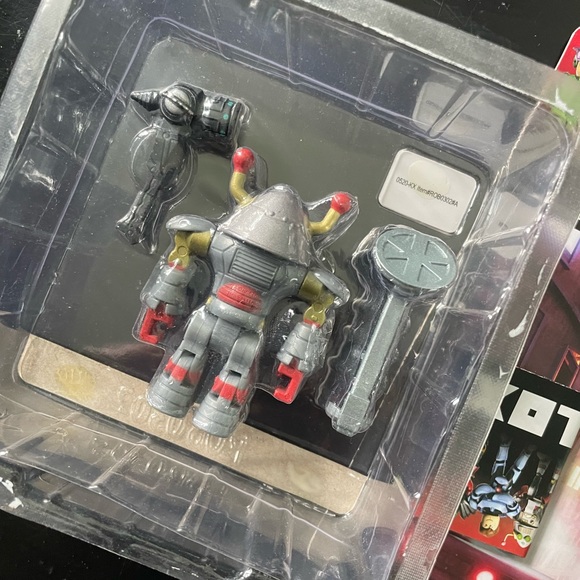 New Roblox Brainbot 3000 Figure - Picture 3 of 3